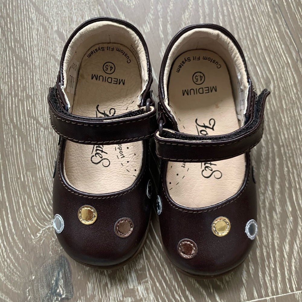 Footmates Dottie kids polka dot Mary Janes